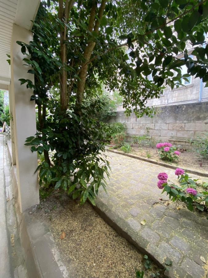 Le Chanzy Proche Des Thermes Et De La Gare Рошвор Екстериор снимка